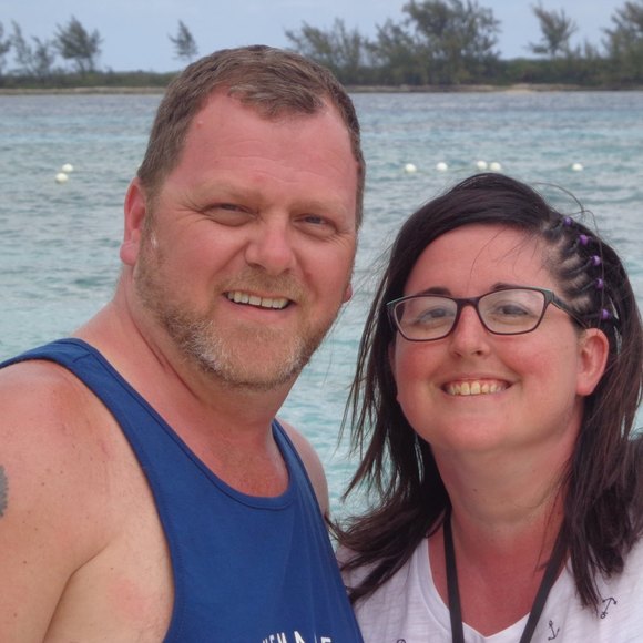 Meet your Posher, Cassandra - Picture 1 of 1